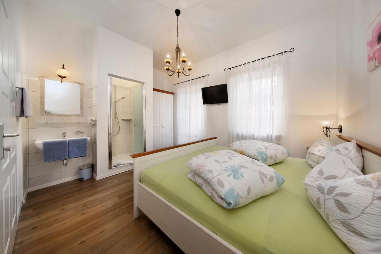 Garni Villa Tyrol - Adults Only 메라노 객실 사진